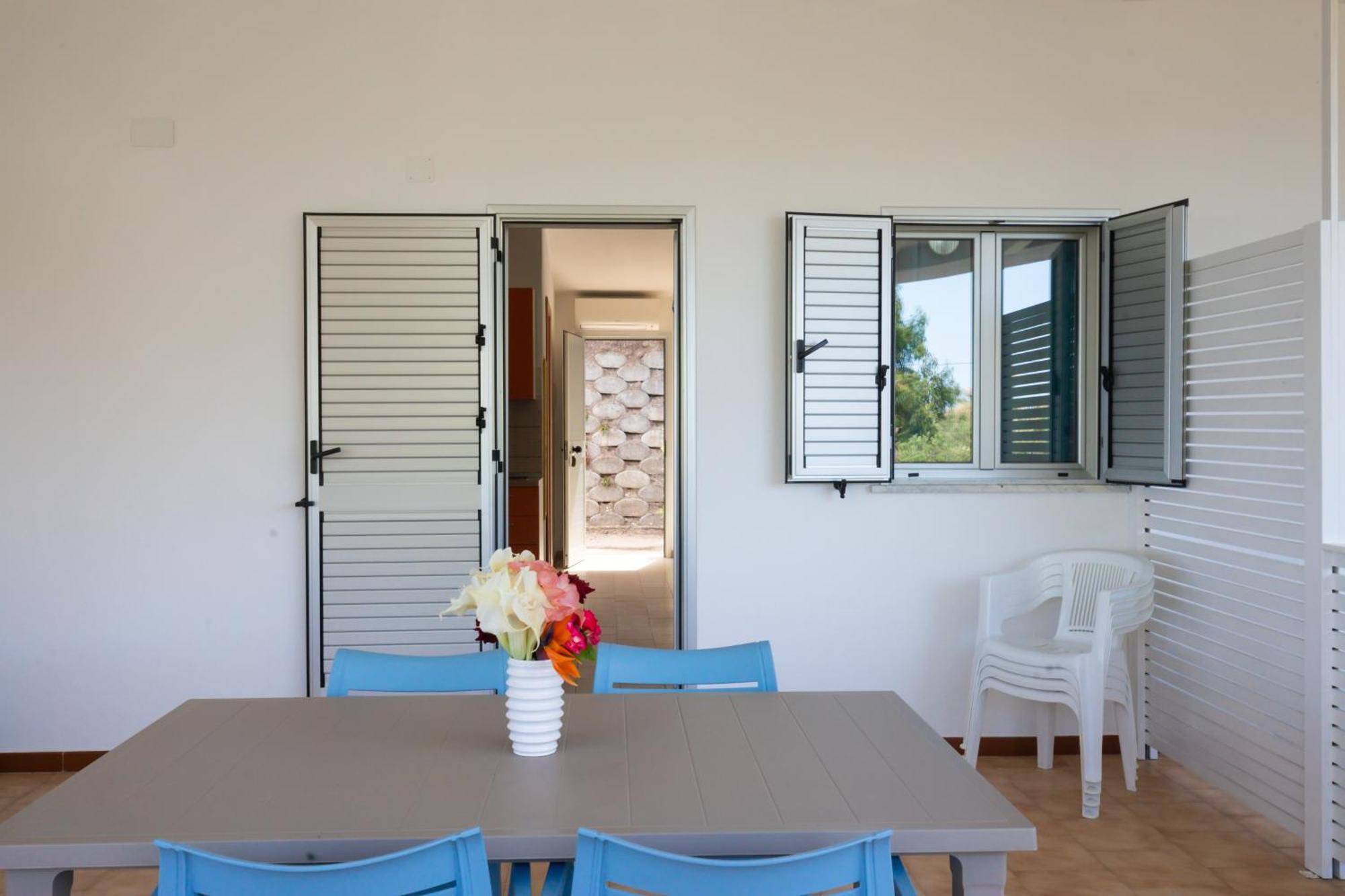 Villaggio Camping Fiorina Capo Vaticano Exterior photo